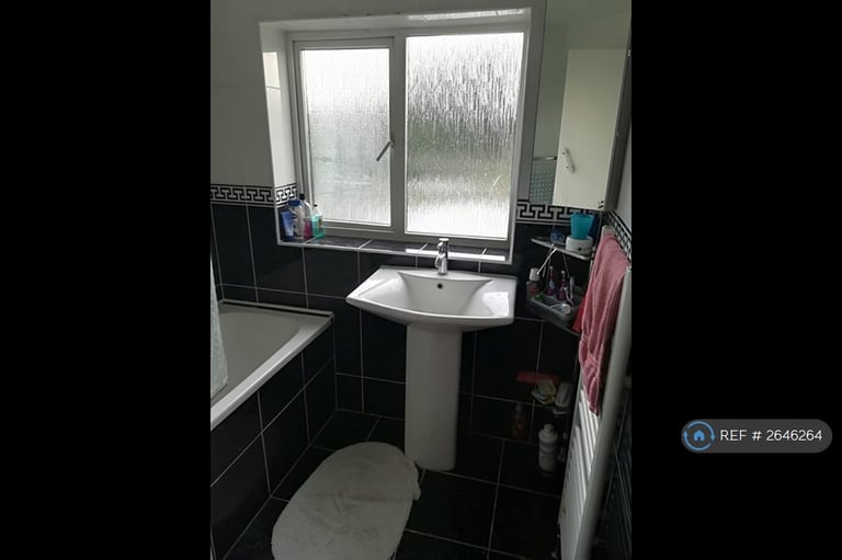 3 bedroom house in Elsa Road, Welling, DA16 (3 bed) (#2646264)