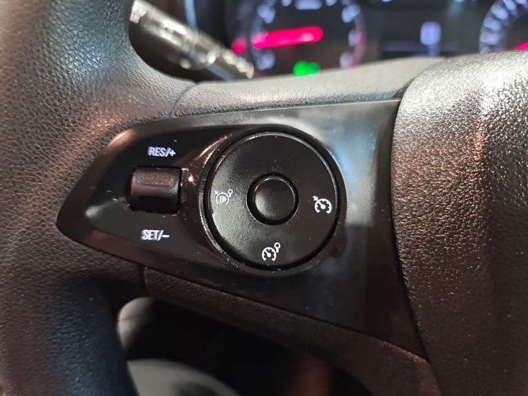 2020 Vauxhall Combo 1.6 TURBO D 2300 SPORTIVE P/V L1 H1 100 BHP SWB Panel Van Diesel Manual