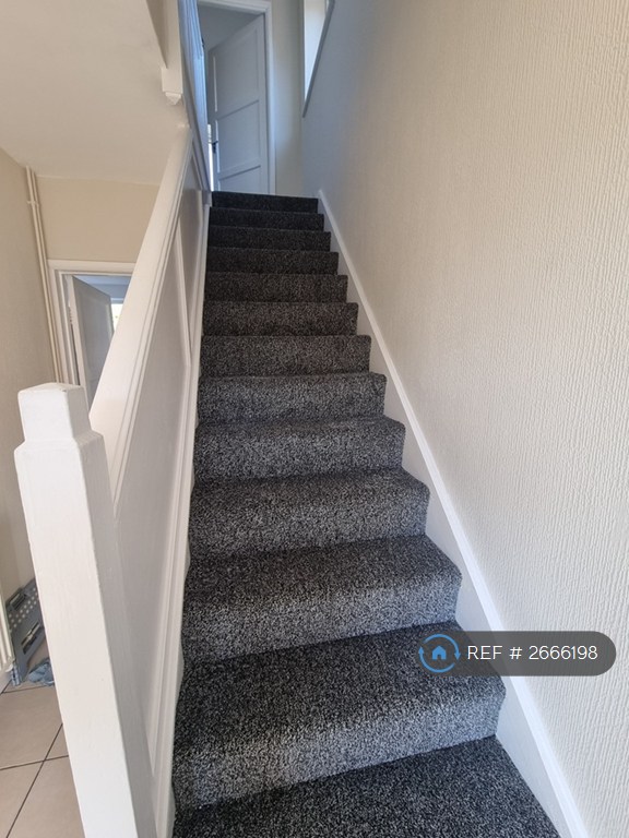 3 bedroom house in Merrivale Road, Stafford, ST17 (3 bed) (#2666198)