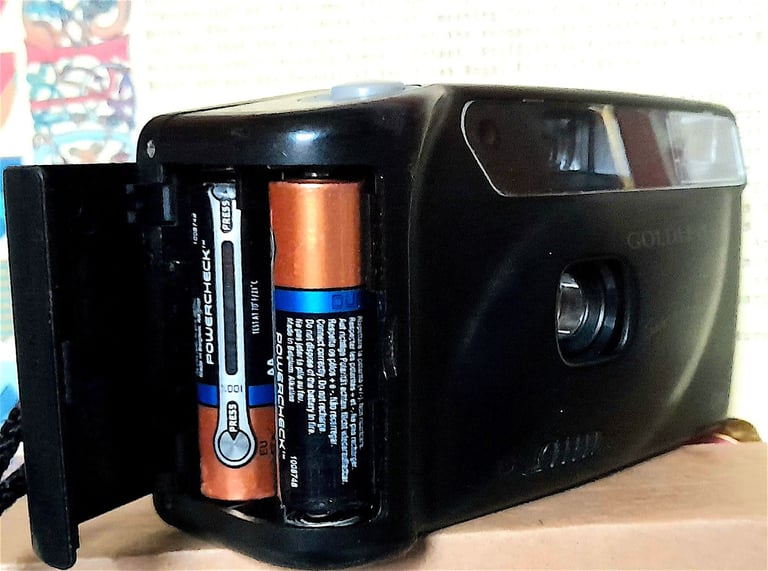 VINTAGE FILM CAMERA - GOLDLINE SOVEREIGN AWP - 35 mm film