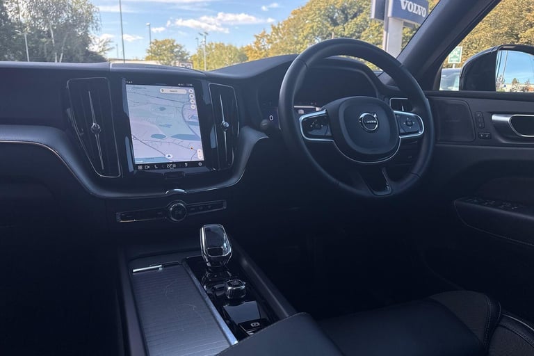 2022 Volvo XC60 2.0 B5 MHEV Plus SUV 5dr Petrol Hybrid Auto AWD Euro 6 (s/s) (250 ps) ESTATE Petr...