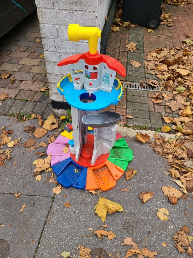 image for Paw Patrol Lookout Tower