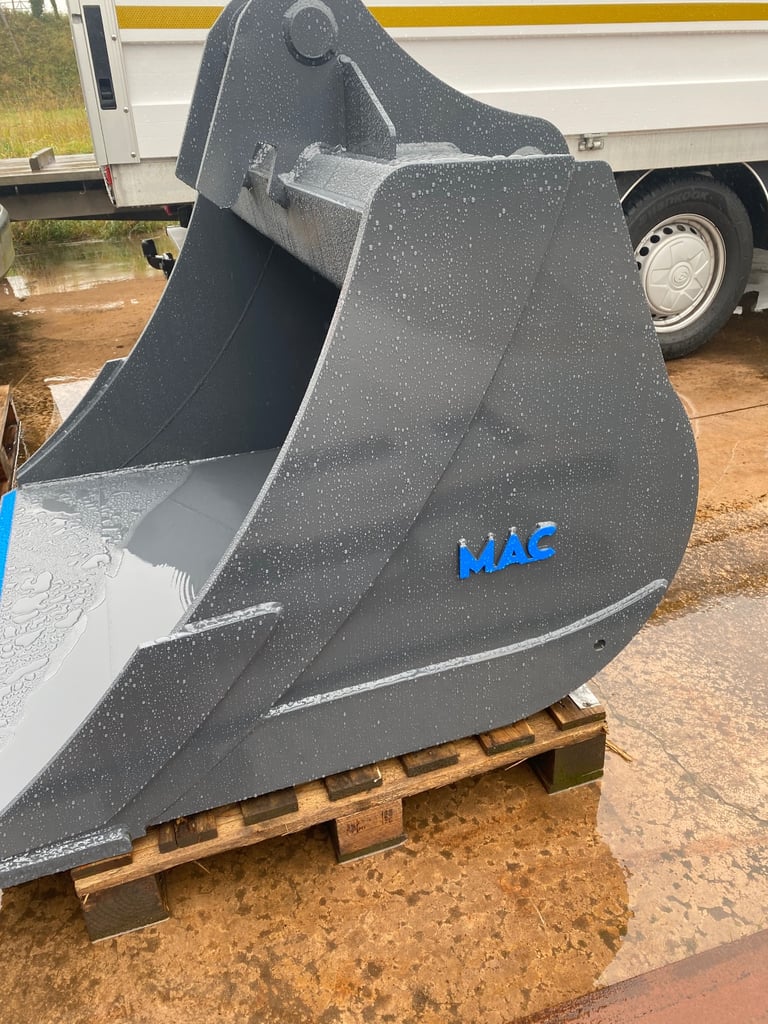 image for 4ft digging bucket 