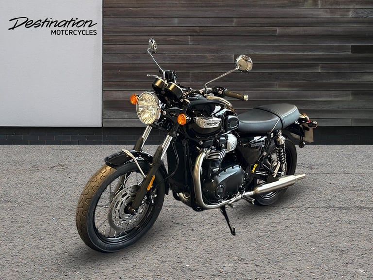 2021 Triumph Bonneville T100 black Manual