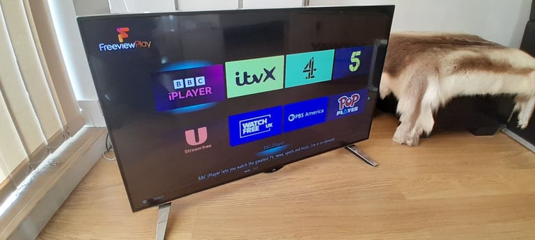 image for JVC 49 inch Ultra HD TV with remote (LT-49c860)