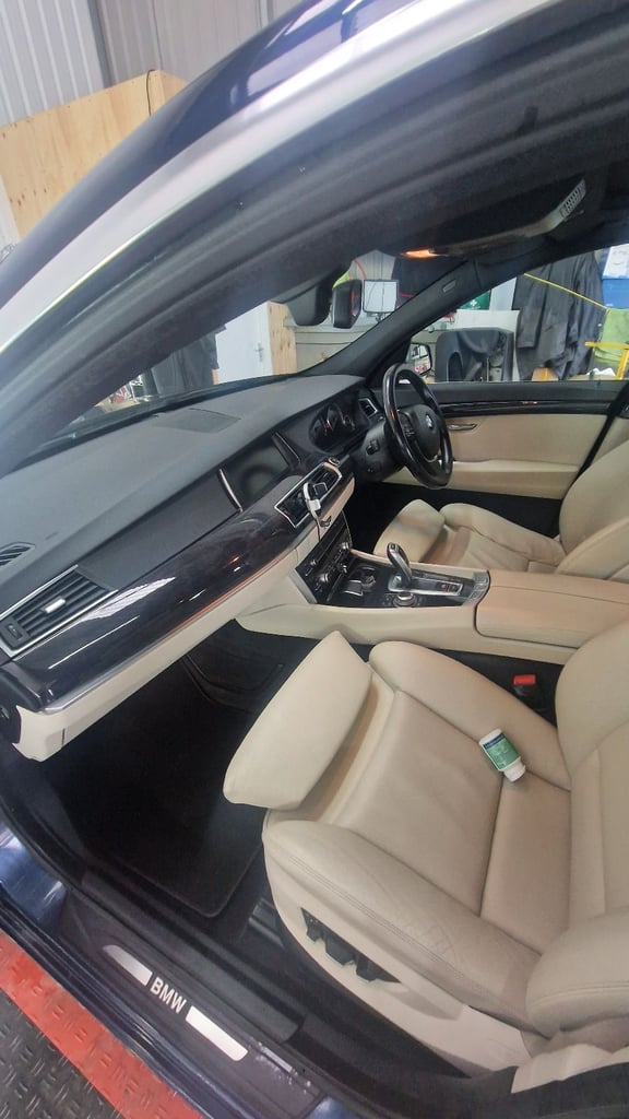 BMW, 5 SERIES, Hatchback, 2010, Semi-Auto, 2993 (cc), 5 doors