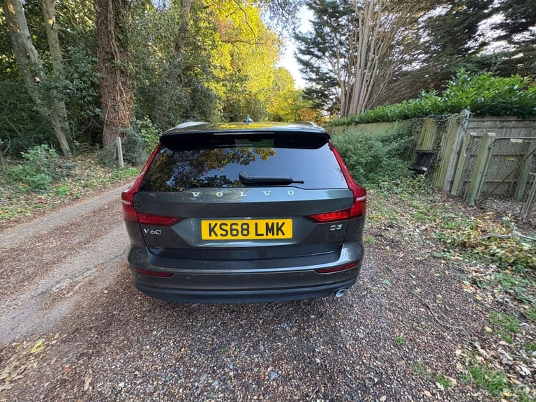 2018 Volvo V60 2.0 V60 Momentum Pro D3 Auto 5dr Estate Diesel Automatic
