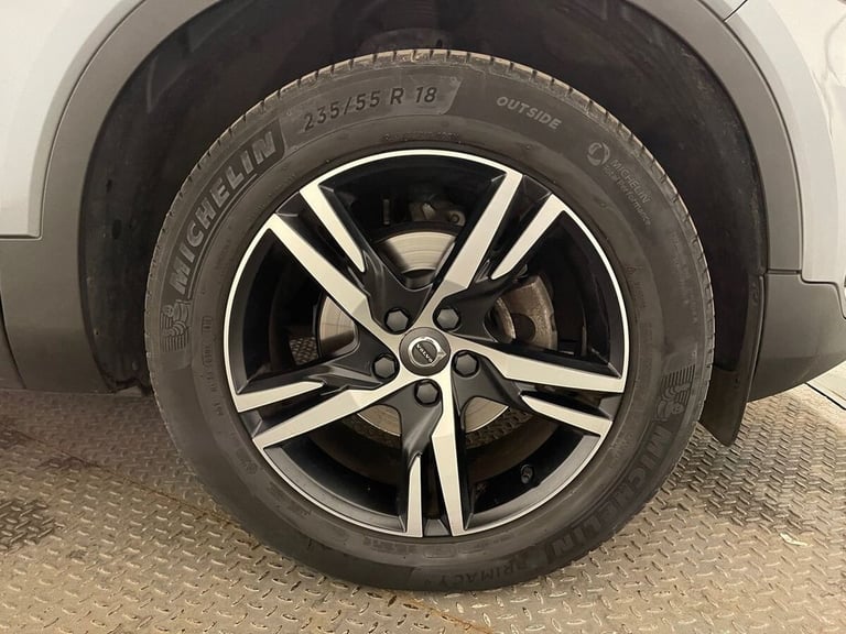 2019 Volvo XC40 1.5 T3 R-Design SUV 5dr Petrol Manual Euro 6 (s/s) (156 ps) ESTATE Petrol Manual