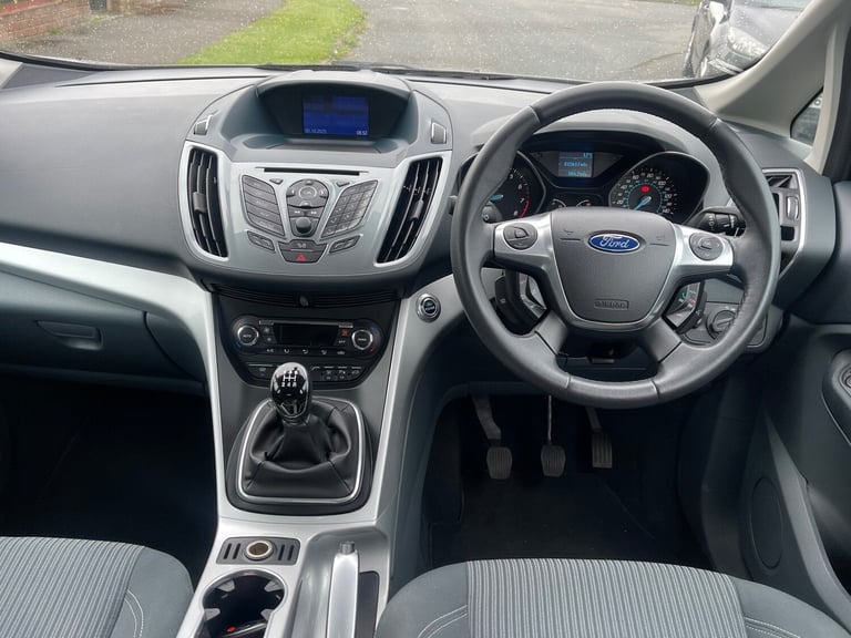 Ford C-Max Titanium 1.6TI 125BHP in Stunning Silver Metallic with Unmarked Cloth