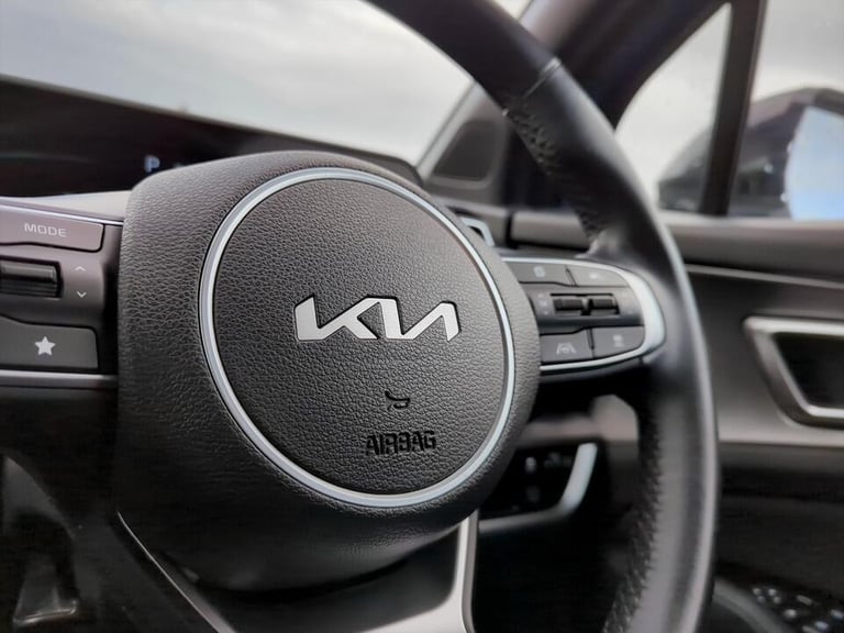 2023 Kia Sportage 1.6T GDi HEV GT-Line 5dr Auto ESTATE PETROL/ELECTRIC Automatic