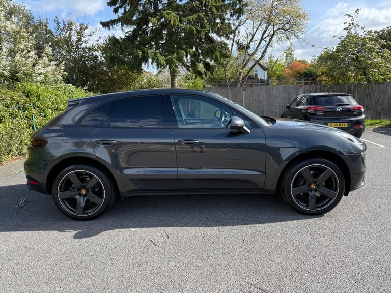 2016 Porsche Macan 2.0T PDK 4WD Euro 6 (s/s) 5dr Petrol