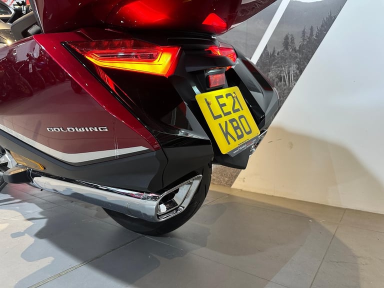 Honda GL1800 Goldwing Tour DCT 2021 with only 3440 miles 
