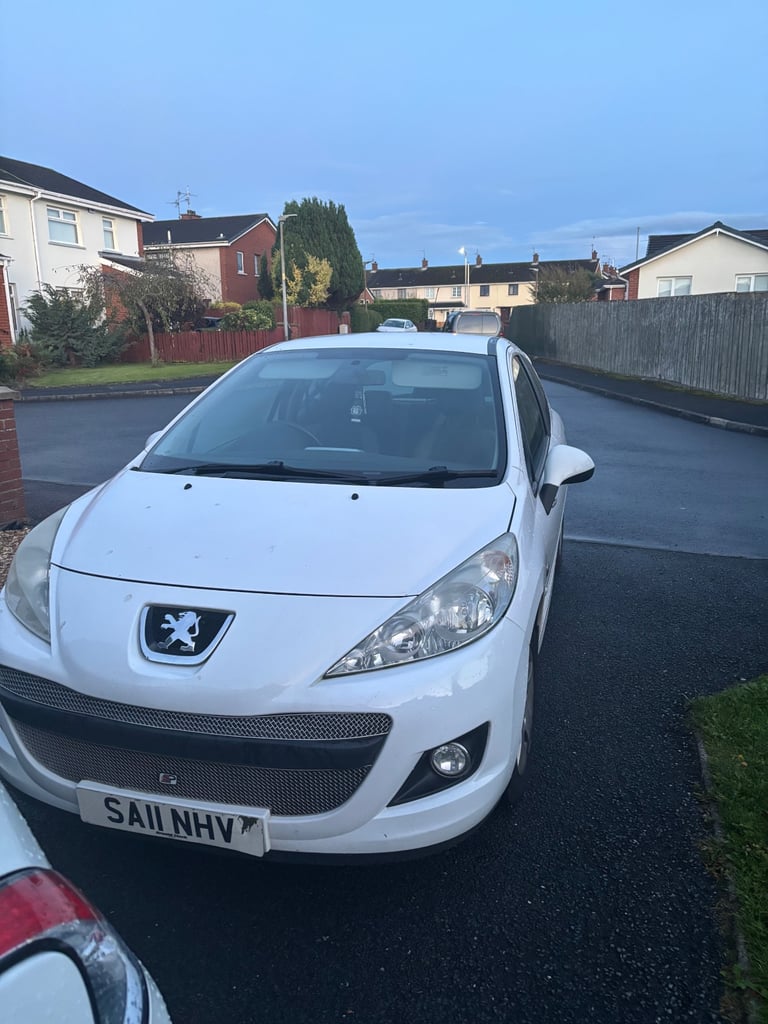 Peugeot, 207, Hatchback, 2011, Manual, 1360 (cc), 3 doors