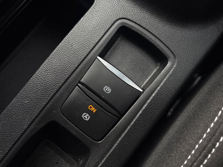 2022 Ford Focus 1.0 EcoBoost Titanium 5dr 5 Door PETROL Manual