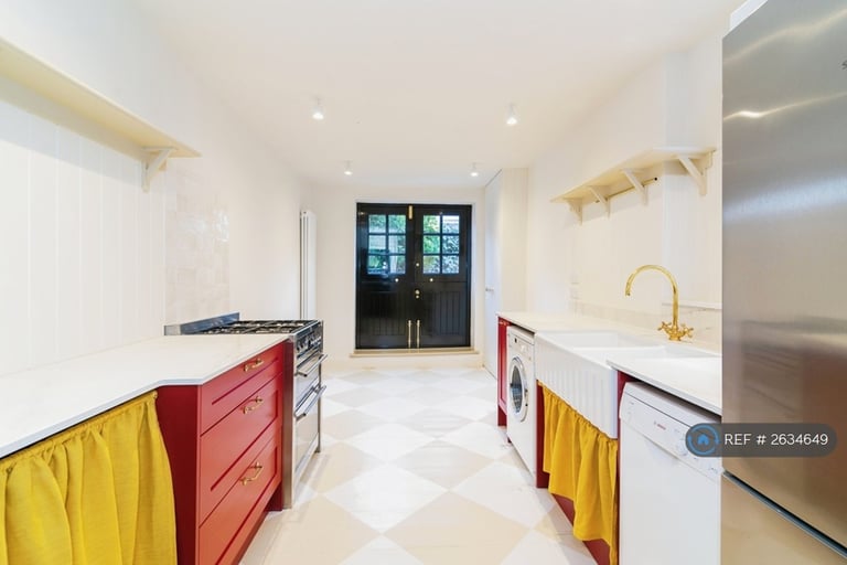4 bedroom house in Belgrade Road, London, N16 (4 bed) (#2634649)