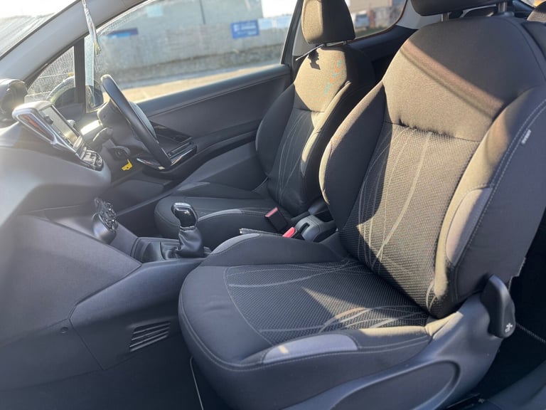 2014 Peugeout 208 Active 1.2 Petrol Manual Hatchback - £20 Road Tax - Cheap Car