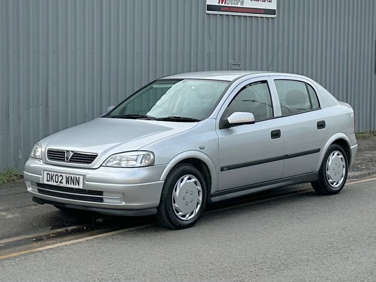 2002 Vauxhall Astra 1.6i Club 5dr Automatic- just 43k miles HATCHBACK Petrol Automatic