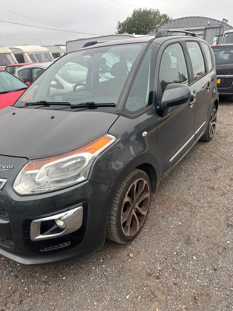 image for 2015 Citroen C3 Picasso £20 tax diesel