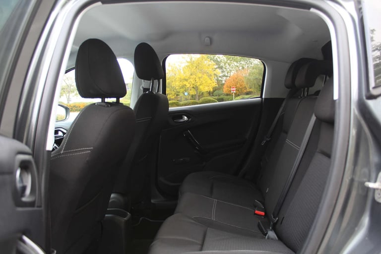 2017 Peugeot 208 1.2 208 Allure 5dr Hatchback Petrol Manual