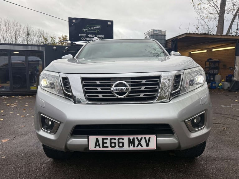 2016 Nissan Navara Double Cab Pick Up Tekna 2.3dCi 190 4WD Auto PICK UP DIESEL Automatic