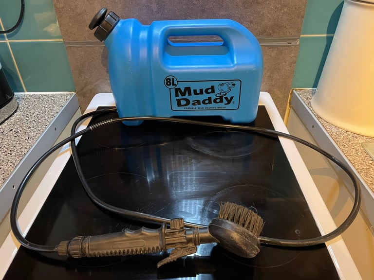 Mud Daddy 8L portable washer for dog horse Pets cleaner Multipurpose Washing Device Camping LIKE NEW