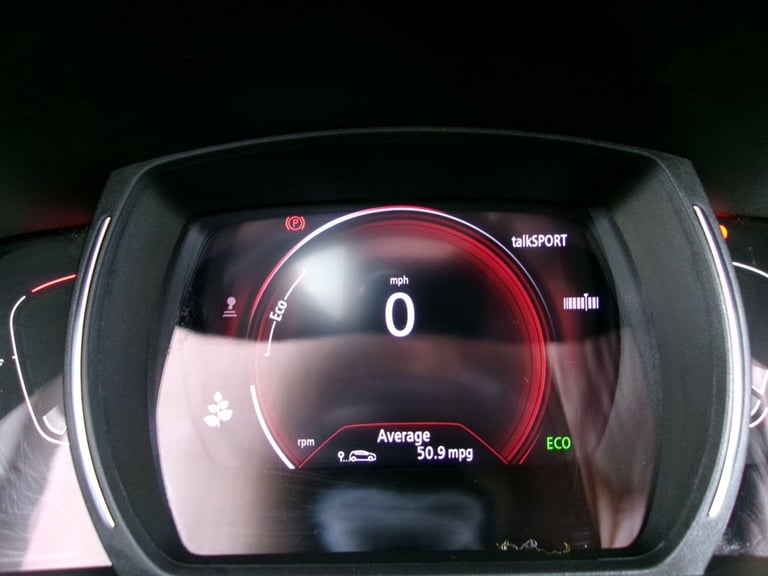 2019 Renault Kadjar 1.5 Blue dCi S Edition Euro 6 (s/s) 5dr HATCHBACK Diesel Manual