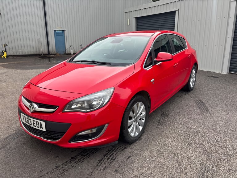 image for Vauxhall, ASTRA ELITE 2.0 CDTI 5dr manual Hatchback # GREAT VALUE #