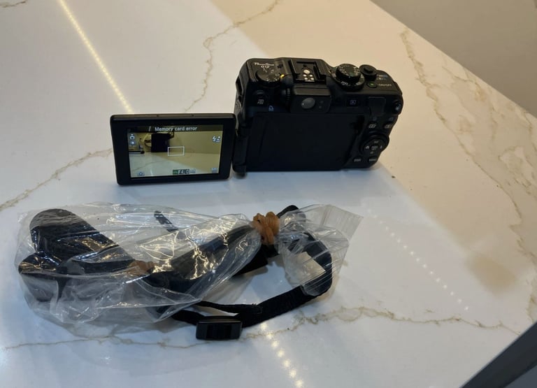 Canon PowerShot G12 Digital Camera