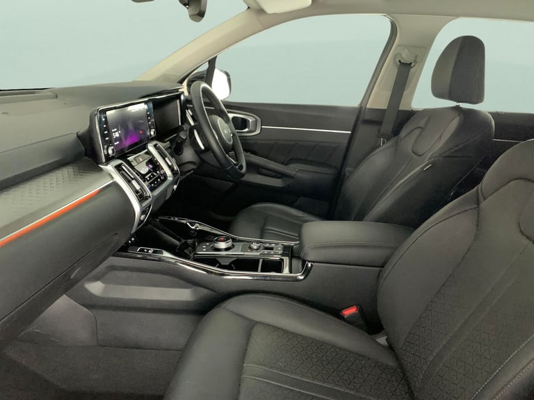 2022 Kia Sorento 1.6 T-GDi 13.8kWh 3 SUV 5dr Petrol Plug-in Hybrid Auto AWD Euro 6 (s/s) (26 Suv ...