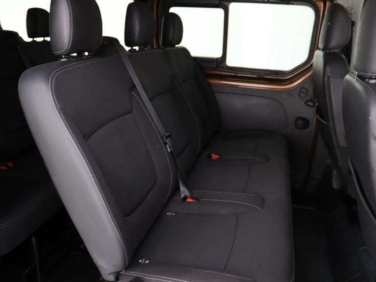 2020 Renault Trafic LL30 ENERGY dCi 170 Sport Nav 9 Seater EDC MPV DIESEL Automatic