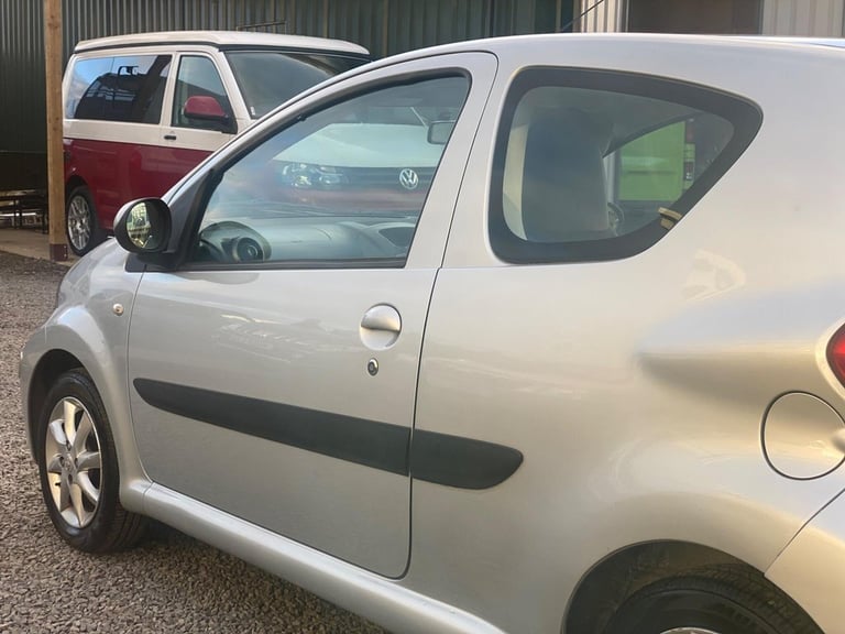 2008 Toyota AYGO 1.0 VVT-i Platinum Euro 4 3dr Hatchback Petrol Manual