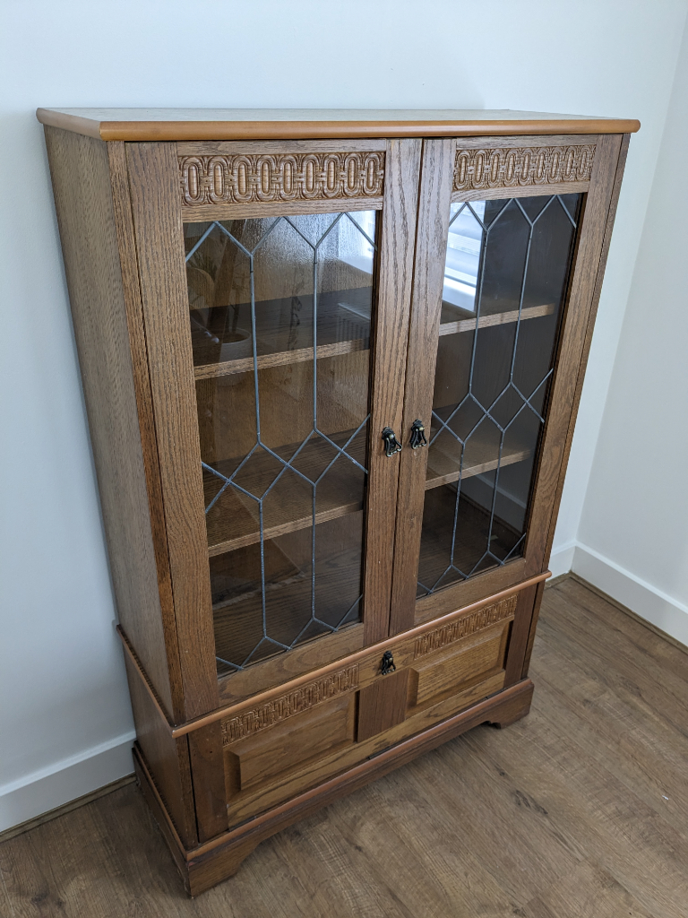 Bookcase / drinks cabinet