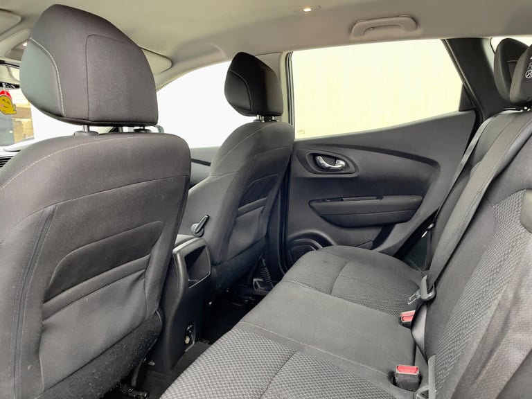 2016 Renault Kadjar 1.5 dCi Dynamique Nav Euro 6 (s/s) 5dr HATCHBACK Diesel Manual