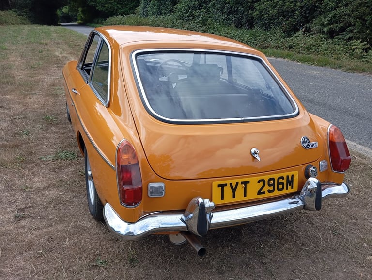 MGB GT 1973