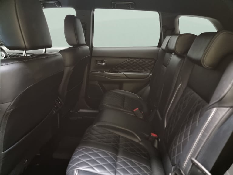 2021 Mitsubishi Outlander 2.4h TwinMotor 13.8kWh Exceed Safety SUV 5dr Petrol Plug-in Hybrid CVT ...