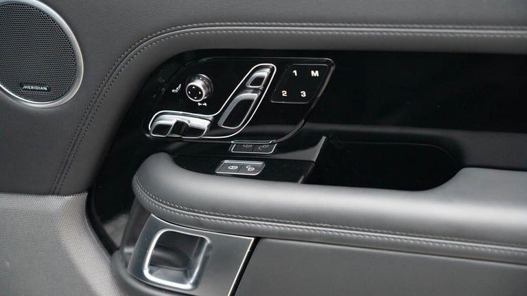 2020 Land Rover Range Rover (70 Reg) 3.0SDV6 Vogue Estate Diesel Automatic