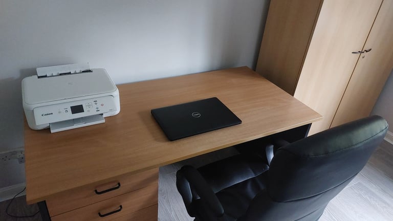 Desk for home or office 