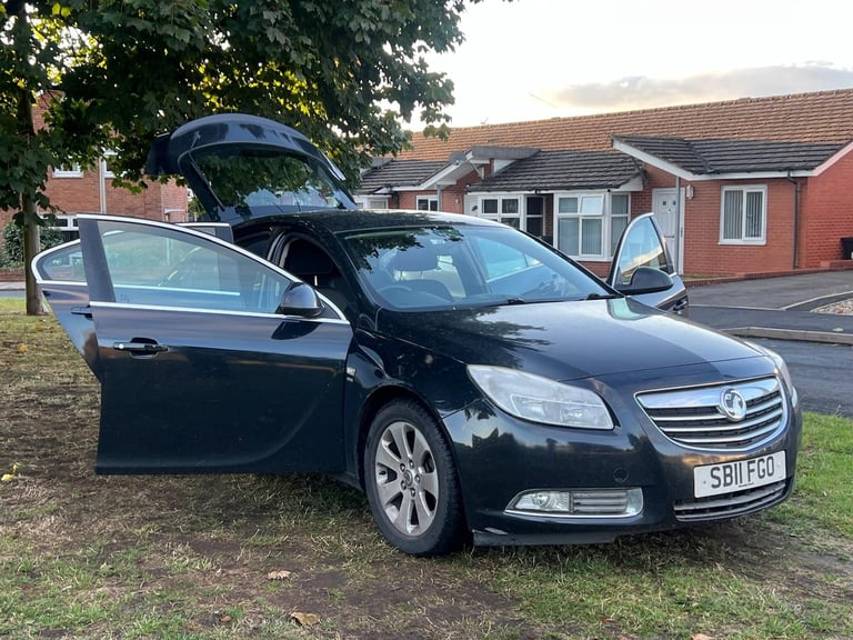 2011 Vauxhall Insignia 1.8i 16V SRi 5dr HATCHBACK Petrol Manual