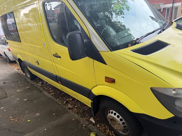 Mercedes Sprinter 519CDi MWB (2014) – The Perfect Camper van ULEZ FREE