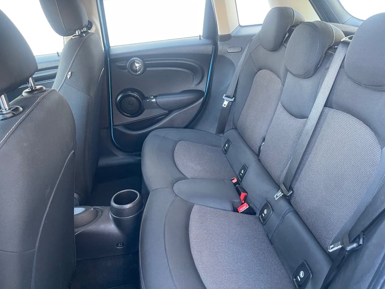 Mini, HATCHBACK, Hatchback, 2015, Manual, 1496 (cc), 5 doors