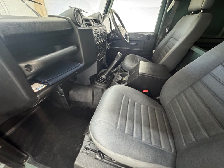 2008 Land Rover Defender Hard Top TDCi PANEL VAN Diesel Manual