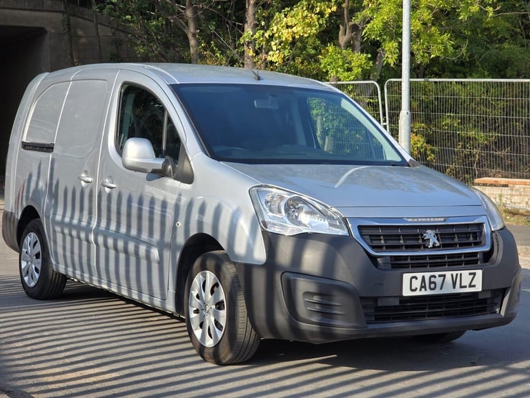 2018 Peugeot Partner 1.6 BlueHDi 744 S L2 6dr PANEL VAN Diesel Manual