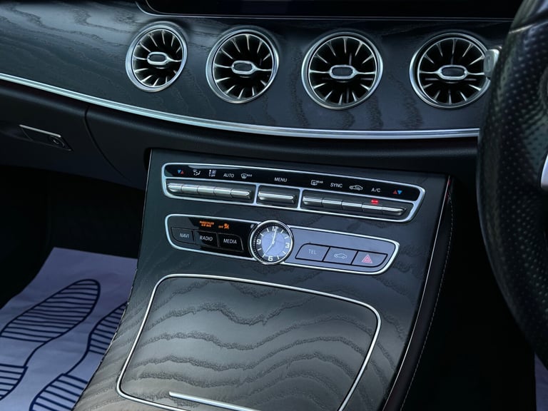 MERCEDES-BENZ E CLASS E400 3.0 V6 AMG LINE 4MATIC PREMIUM + E53 STYLING, 1 OWNER