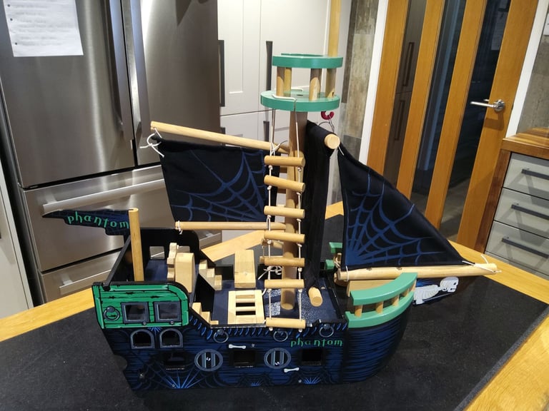 image for Pirate ships