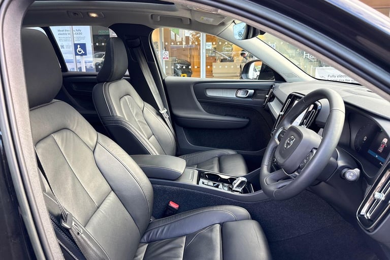 2022 Volvo XC40 2.0 B4 MHEV Ultimate SUV 5dr Petrol Hybrid DCT Auto Euro 6 (s/s) (197 ps) ESTATE ...