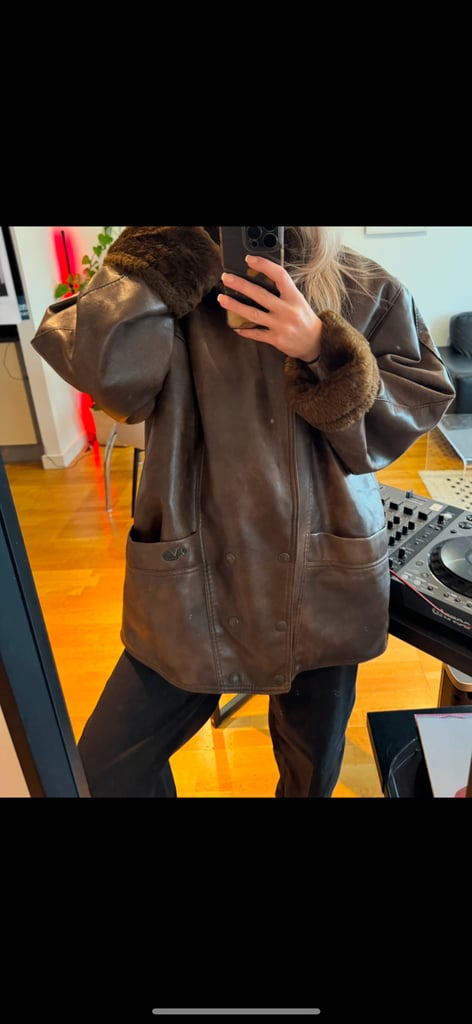 Jacket - Large Brand : Cow