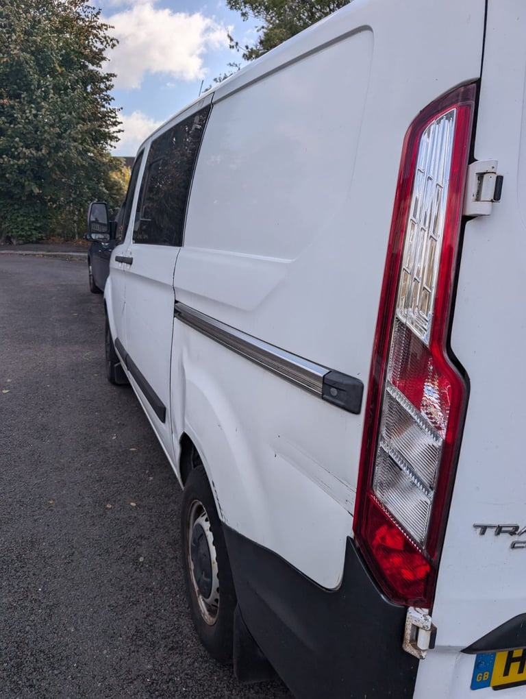 Ford, TRANSIT CUSTOM - PARTIAL CAMPER CONVERSIO - 2015, Manual, 2198 (cc)