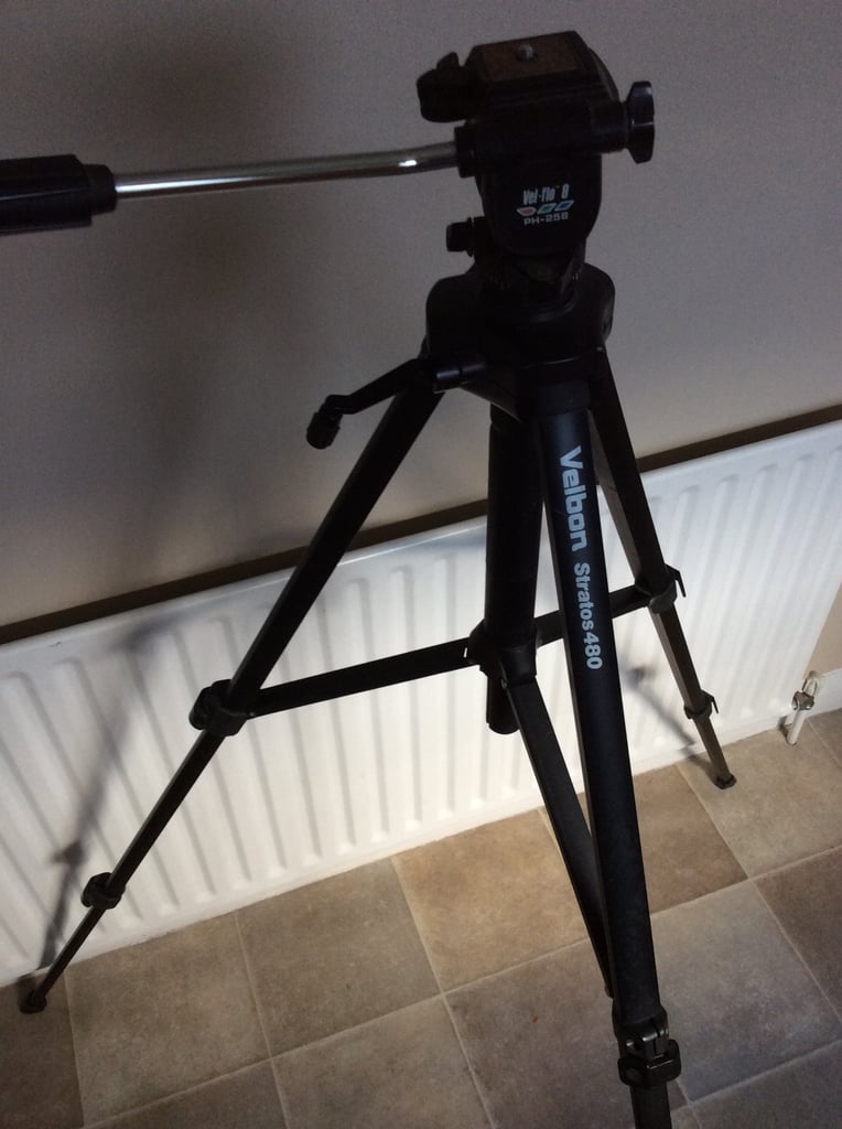 Camera tripod stand