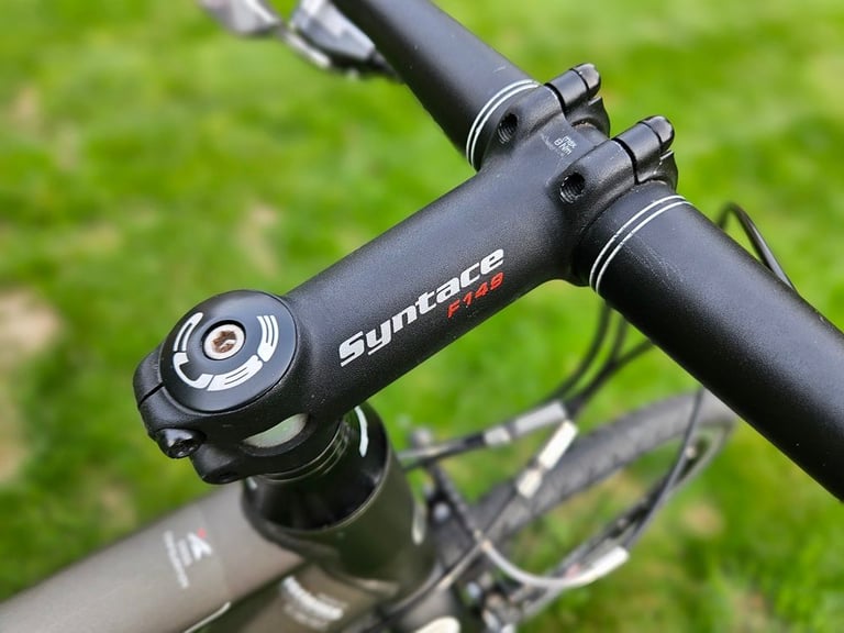 CUBE SL CROSS ROAD LINE Pro Series Bicycle