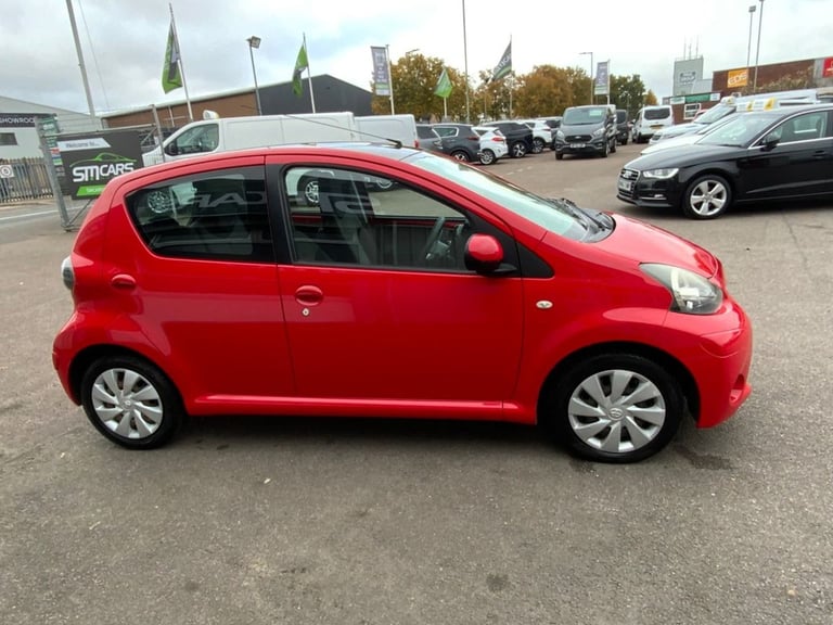 2013 Toyota AYGO 1.0 VVT-i Move Hatchback 5dr Petrol MultiMode Euro 5 (68 ps) Hatchback Petrol Au...